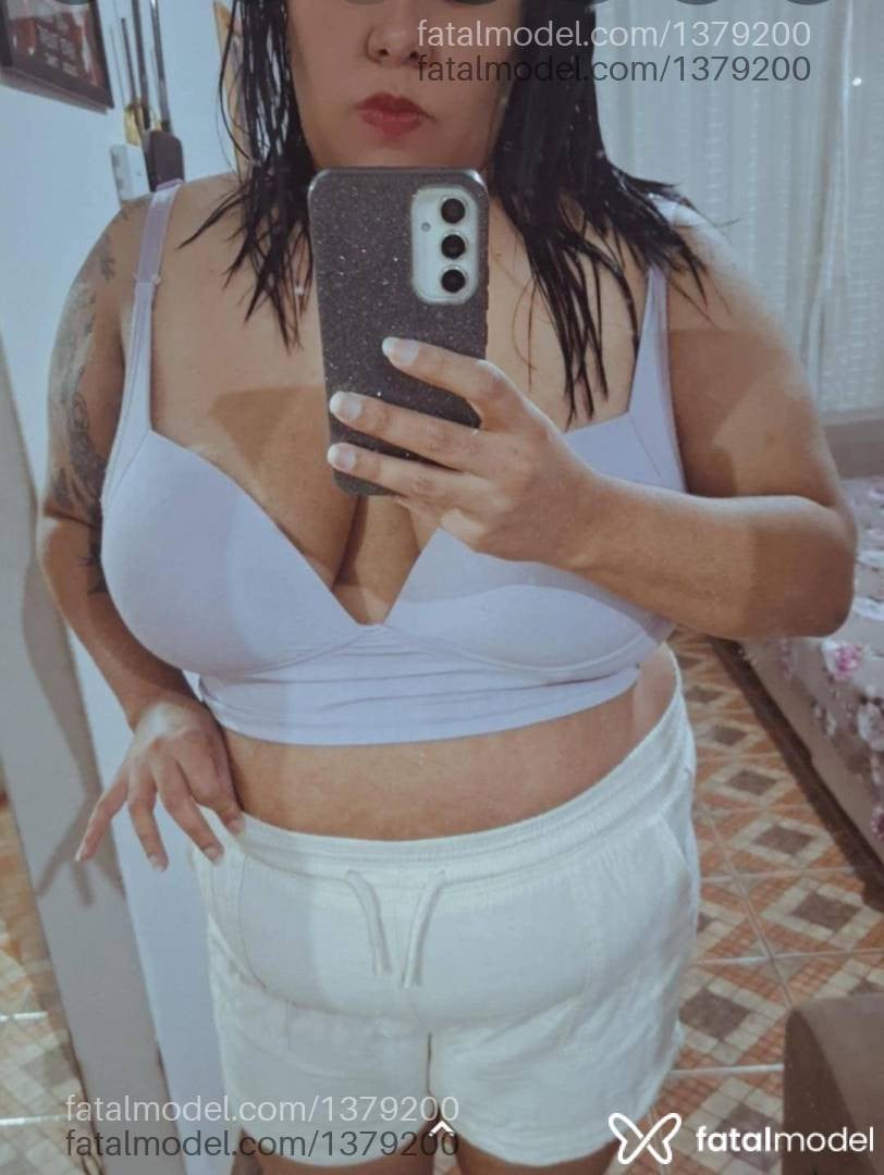 Acompanhante mulher morena (o) de olhos pretos em Anápolis - Sabrina Lima