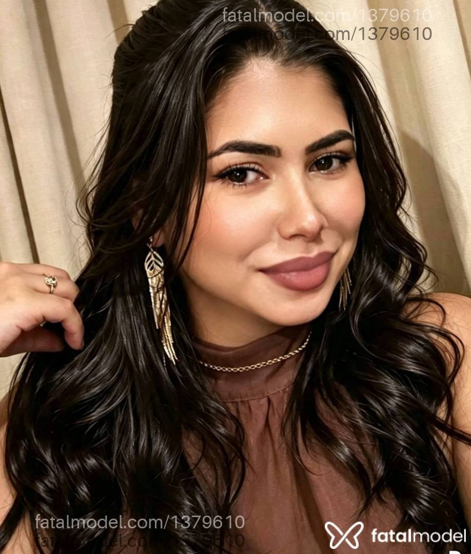 Acompanhante mulher morena (o) de olhos castanhos - Nicoly