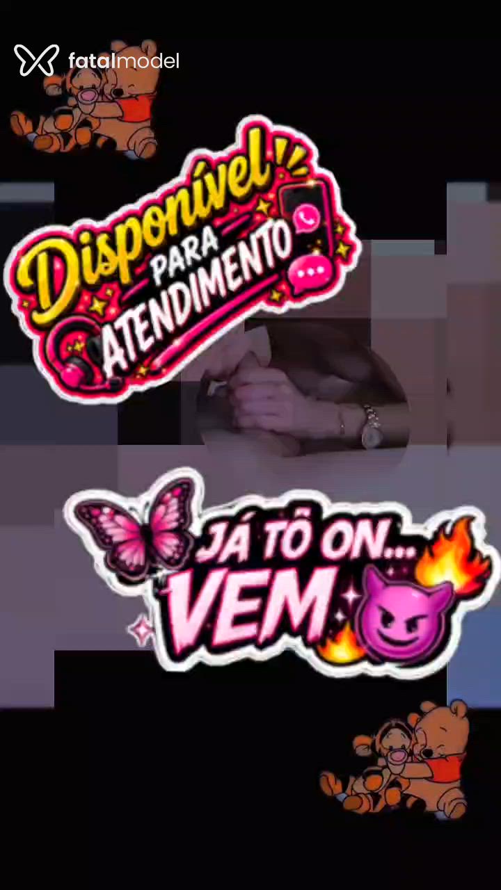Acompanhante mulher com cabelo colorido de olhos castanhos - Bruna Rodrigues