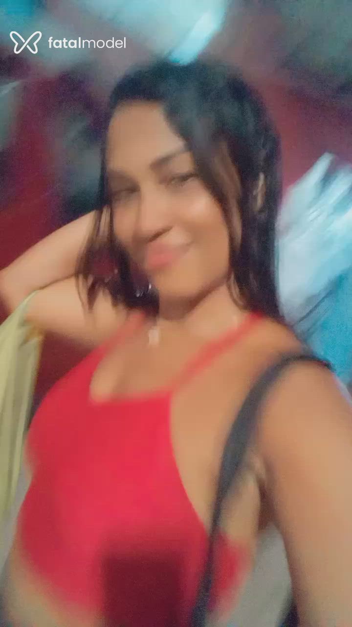 Acompanhante mulher morena (o) de olhos pretos - Nina Ferraz Acompanhante mulher morena (o) de olhos pretos - Nina Ferraz