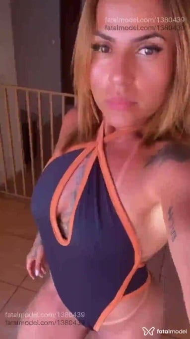 Acompanhante mulher loira (o) de olhos castanhos em Frutal Acompanhante mulher loira (o) de olhos castanhos em Frutal - Brunninha
