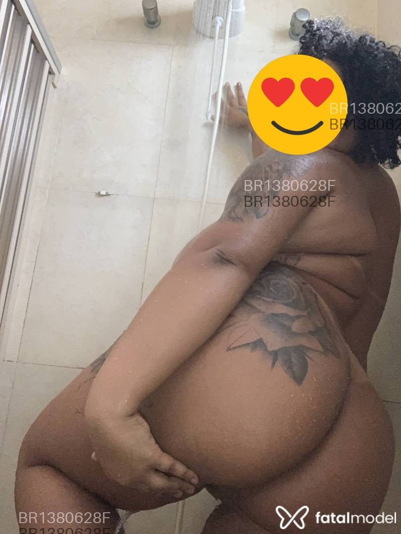 Acompanhante mulher morena (o) de olhos castanhos em Rio de Janeiro - Mirella