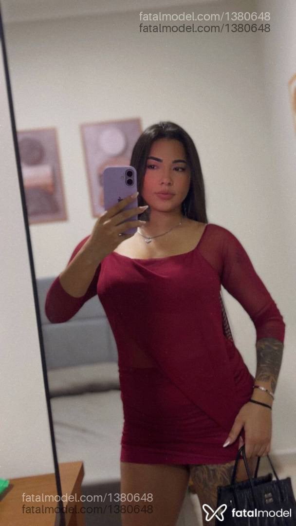 Acompanhante mulher morena (o) de olhos castanhos - Sthefany