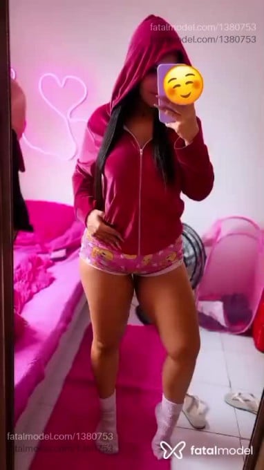 Acompanhante mulher com cabelo castanho de olhos castanhos em Rio de Janeiro Acompanhante mulher com cabelo castanho de olhos castanhos em Rio de Janeiro - Samara juliia
