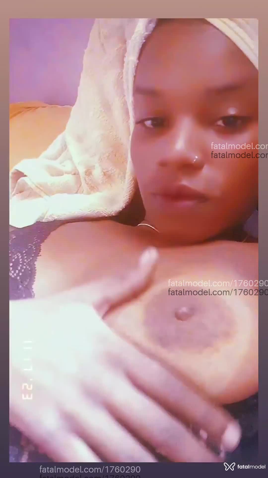 Acompanhante mulher morena (o) de olhos pretos em Uberlândia - Milly