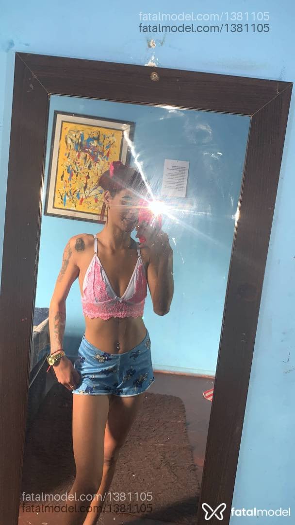 Acompanhante mulher morena (o) de olhos castanhos em Petrópolis - Rannaa