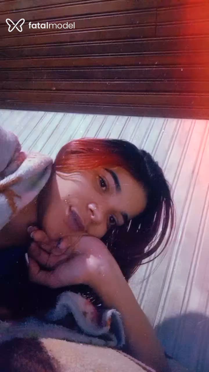 Acompanhante mulher ruiva (o) de olhos castanhos - Rannaa Acompanhante mulher ruiva (o) de olhos castanhos - Rannaa