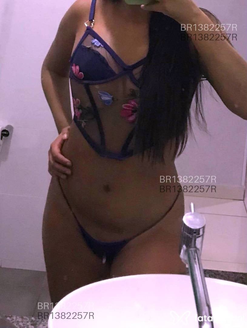 Acompanhante mulher morena (o) de olhos castanhos em Erechim - Isis Morena