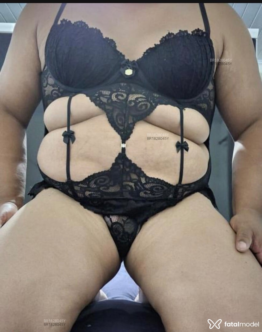 Acompanhante homem trans morena (o) de olhos castanhos em Guaratuba - Jaqueline