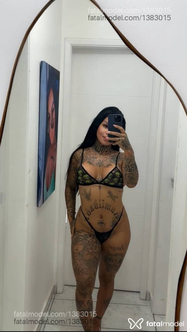 Acompanhante mulher morena (o) de olhos castanhos em Criciúma Acompanhante mulher morena (o) de olhos castanhos em Criciúma - Talita Ferraz
