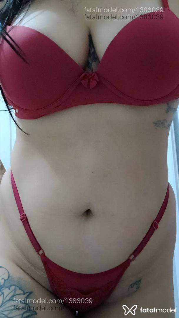 Acompanhante mulher morena (o) de olhos pretos em Catalão - Maitê Andrade