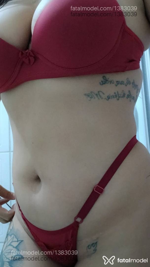 Acompanhante mulher morena (o) de olhos pretos em Catalão - Maitê Andrade