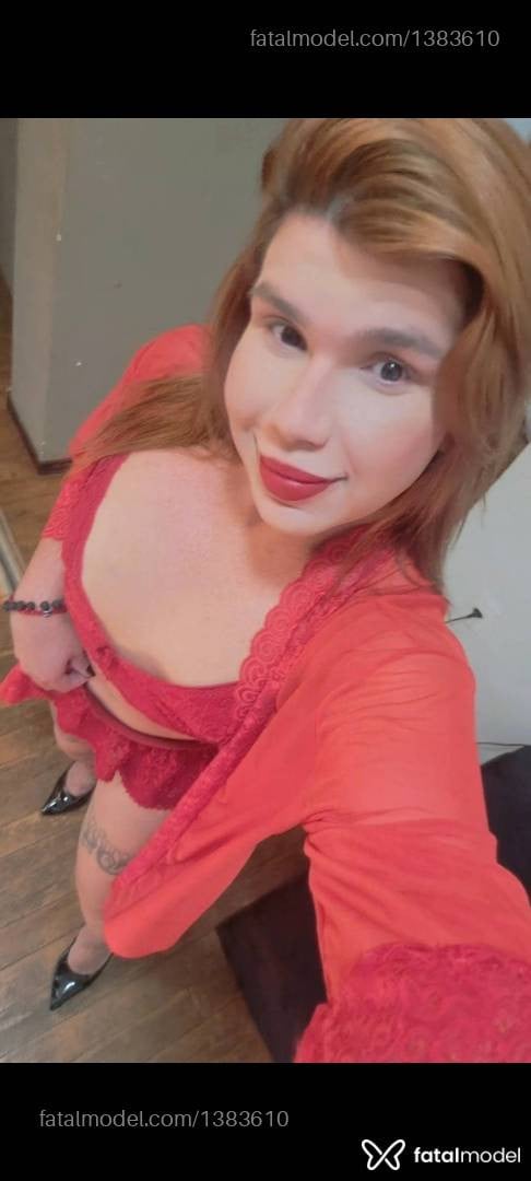 Acompanhante mulher trans ruiva (o) de olhos castanhos em São José do Rio Preto - Valentina