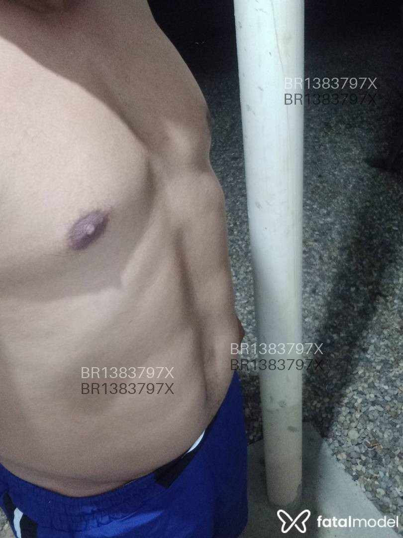 Acompanhante homem morena (o) de olhos castanhos em Primavera do Leste Acompanhante homem morena (o) de olhos castanhos em Primavera do Leste - Sigilo