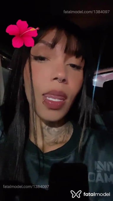 Acompanhante mulher com cabelo castanho de olhos castanhos em Ouro Fino Acompanhante mulher com cabelo castanho de olhos castanhos em Ouro Fino - Índianara