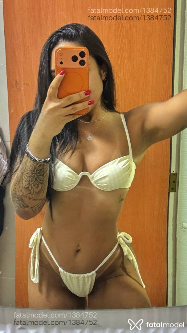 Acompanhante mulher morena (o) de olhos castanhos - Suelen
