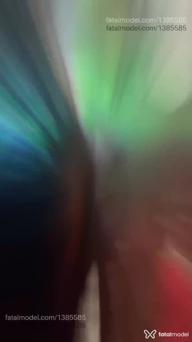Acompanhante mulher com cabelo castanho de olhos castanhos - Leona
