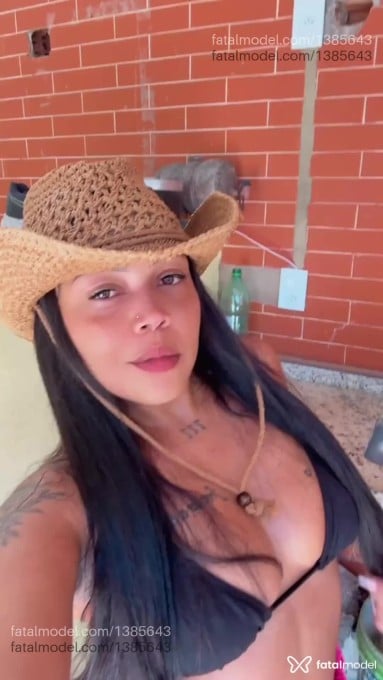 Acompanhante mulher morena (o) de olhos castanhos em São Mateus - Lary Sanches