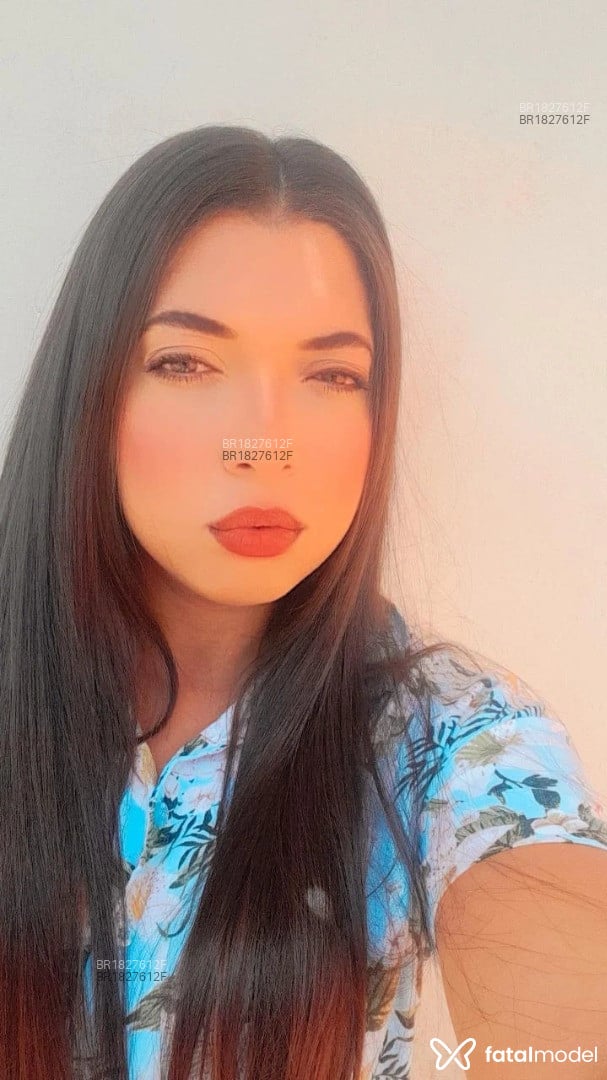 Acompanhante mulher loira (o) de olhos azuis em Cabo Frio - Lavinia