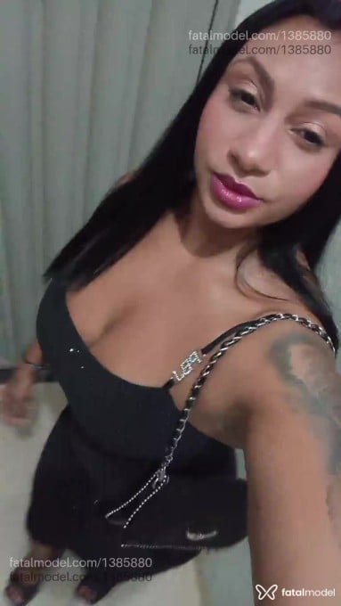 Acompanhante mulher morena (o) de olhos castanhos em Luís Eduardo Magalhães - chamevideope