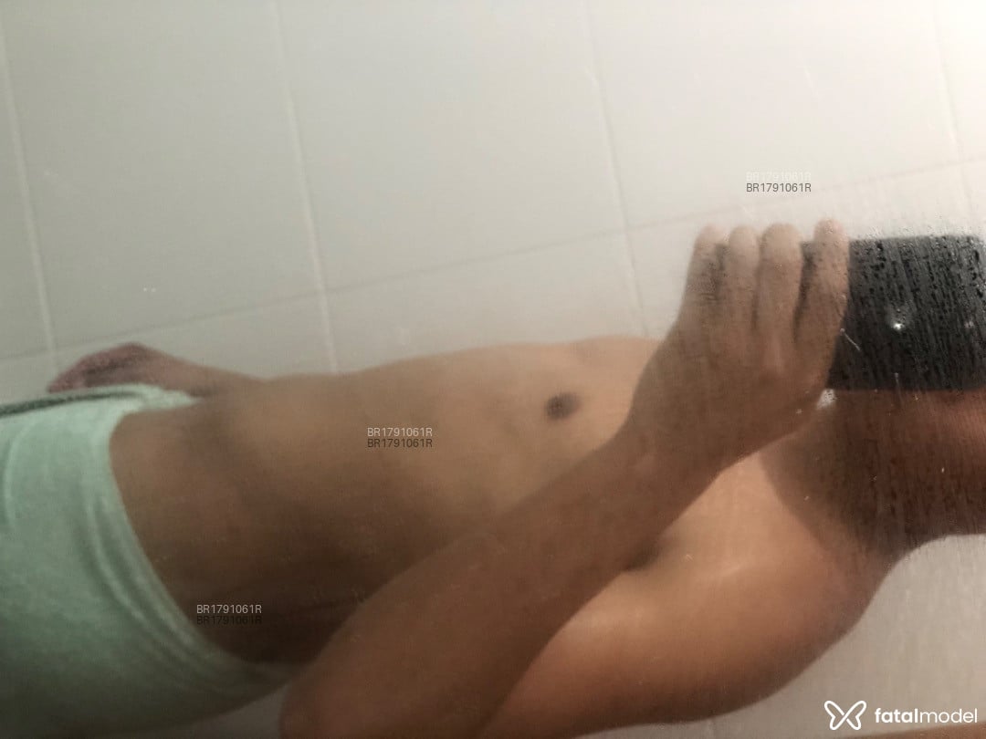 Acompanhante homem morena (o) de olhos castanhos em Florianópolis - Matheus Henrique