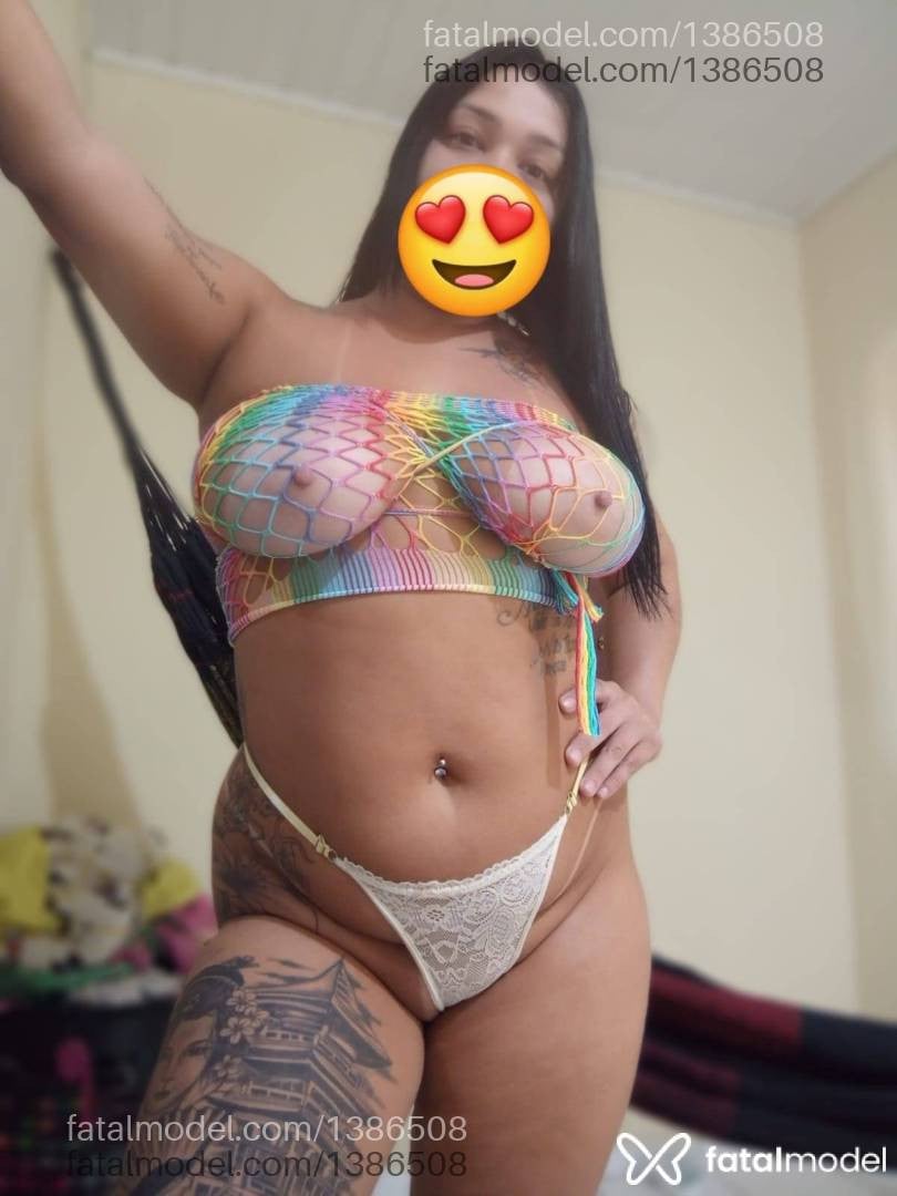 Acompanhante mulher morena (o) de olhos mel - Rafaela
