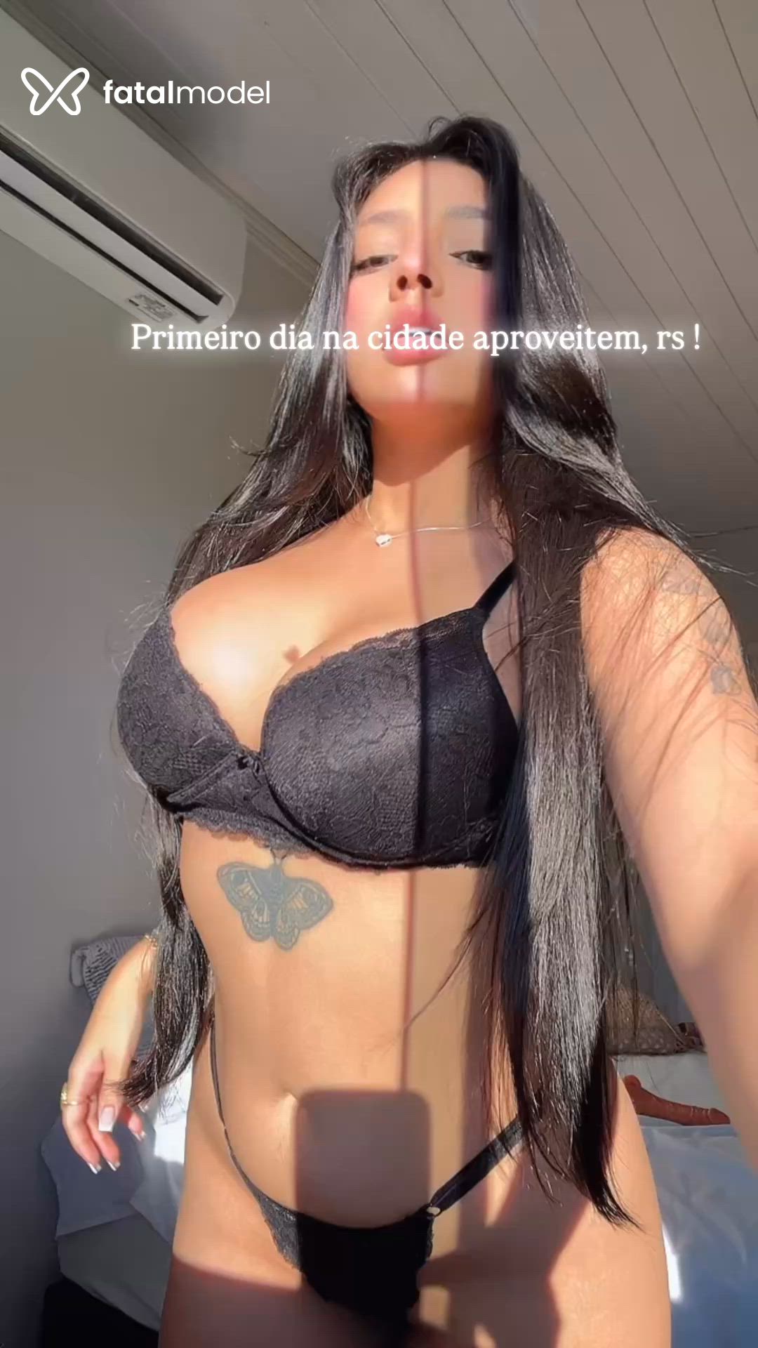Acompanhante mulher morena (o) de olhos castanhos em Maravilha Acompanhante mulher morena (o) de olhos castanhos em Maravilha - Hadassa Rodrigues