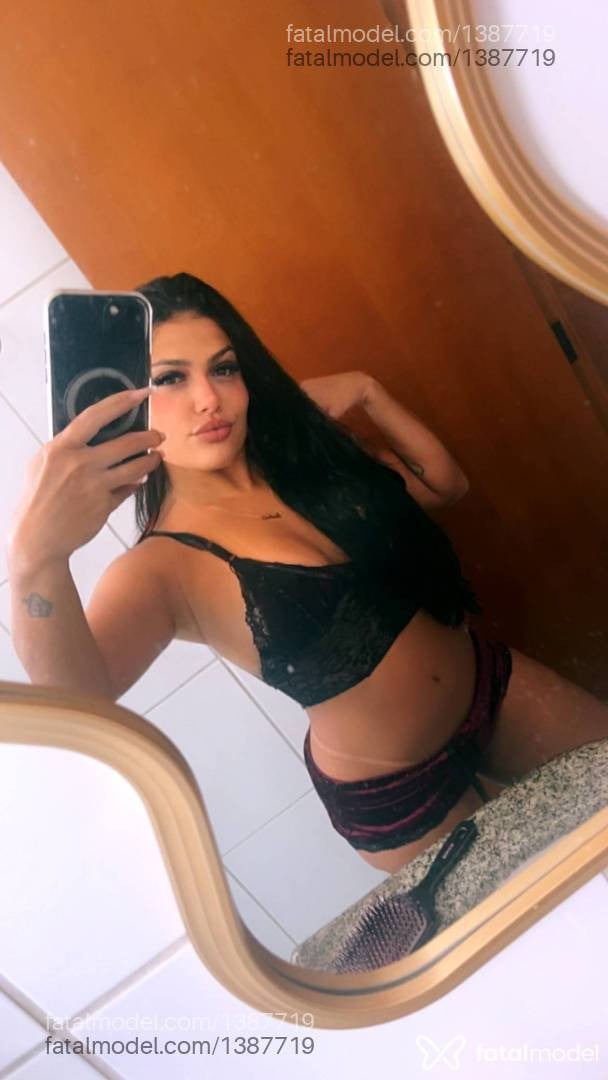Acompanhante mulher com cabelo castanho de olhos castanhos em Cachoeiro de Itapemirim - Julia