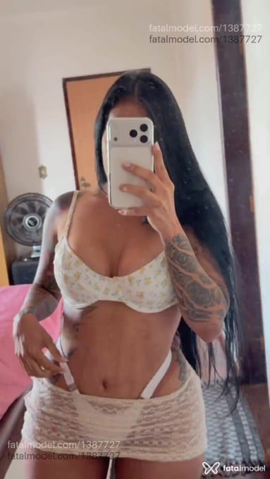 Acompanhante mulher morena (o) de olhos castanhos em São José dos Campos - Rafaella