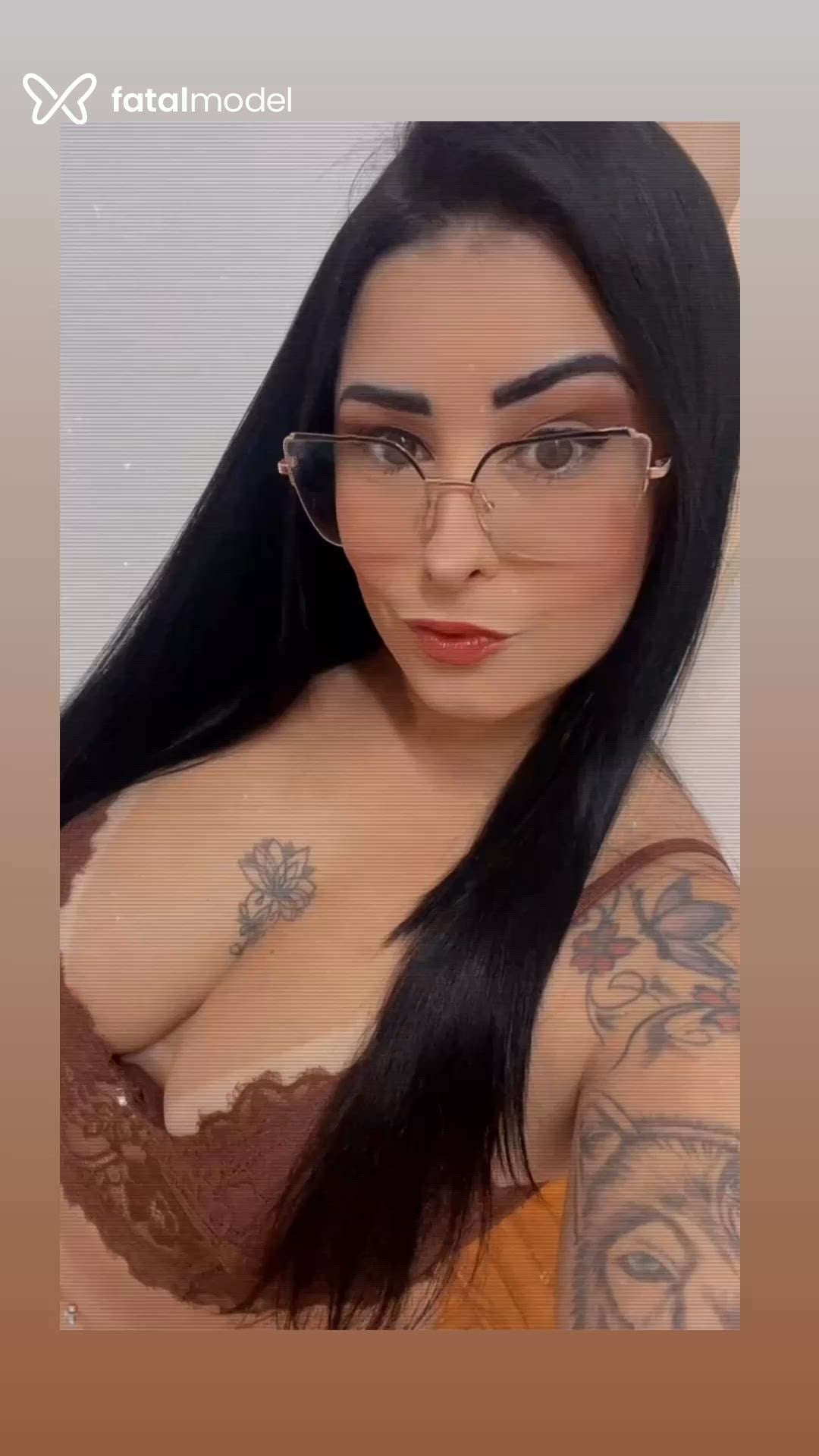 Acompanhante mulher morena (o) de olhos mel - Andressa Acompanhante mulher morena (o) de olhos mel - Andressa