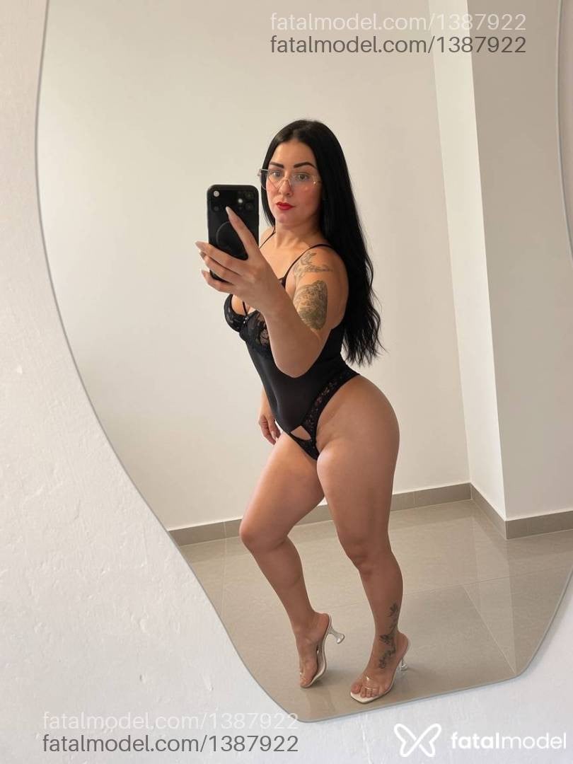 Acompanhante mulher morena (o) de olhos mel - Andressa