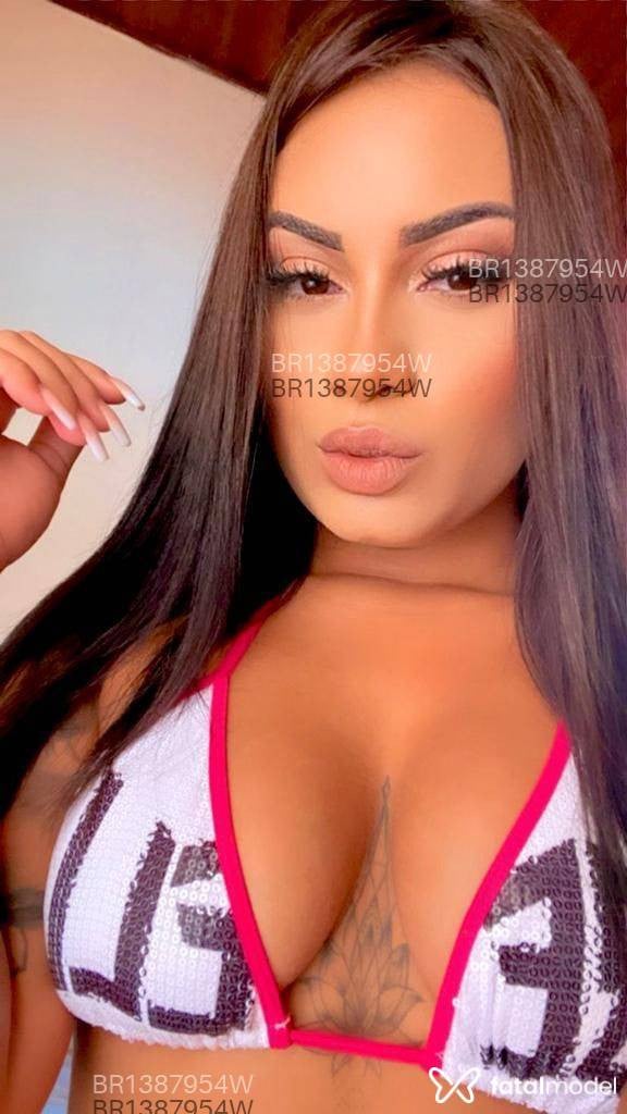 Acompanhante mulher morena (o) de olhos castanhos em Anápolis - Izabella Lins