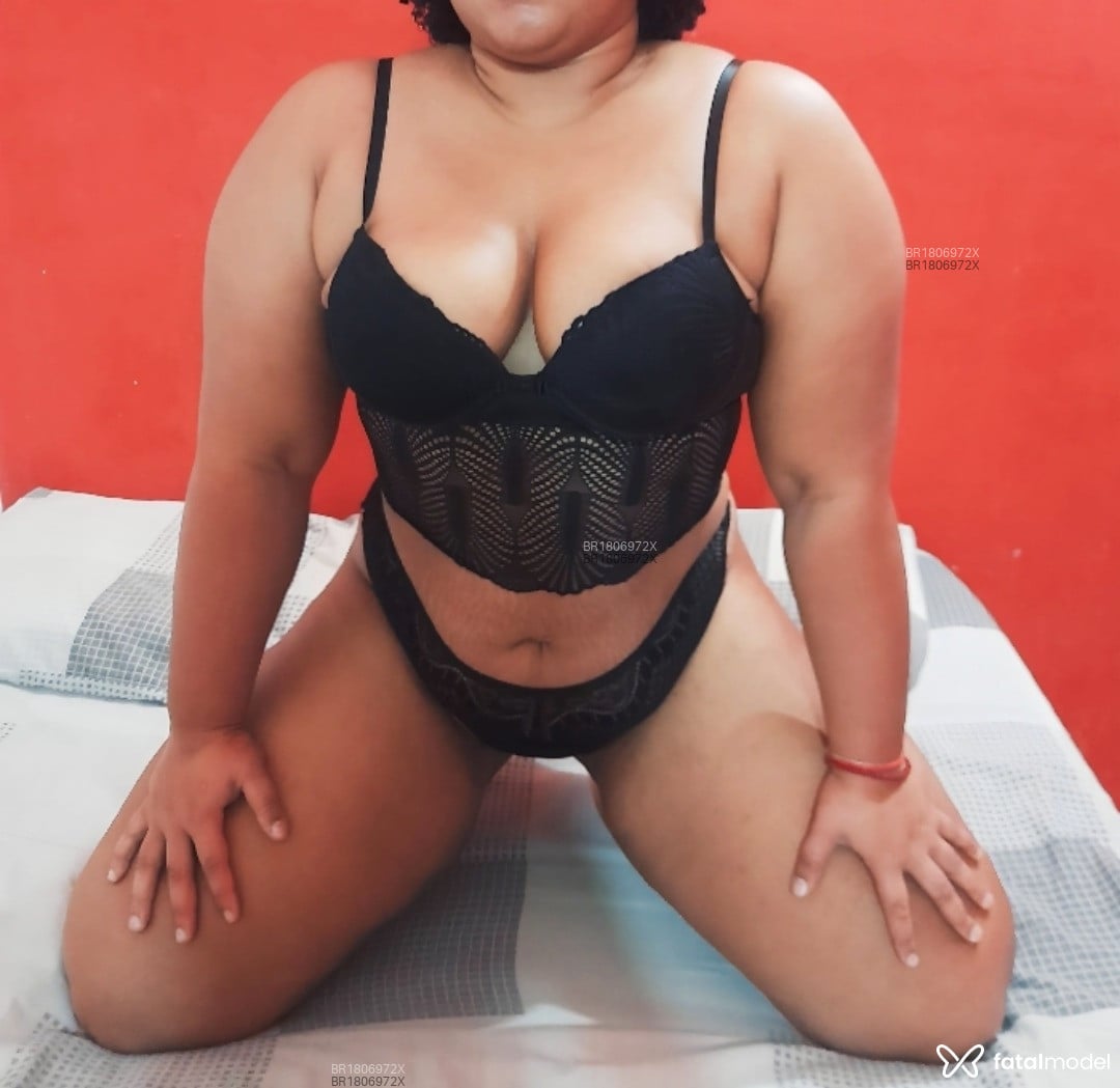 Acompanhante mulher com cabelo castanho de olhos castanhos em Belo Horizonte - Angel