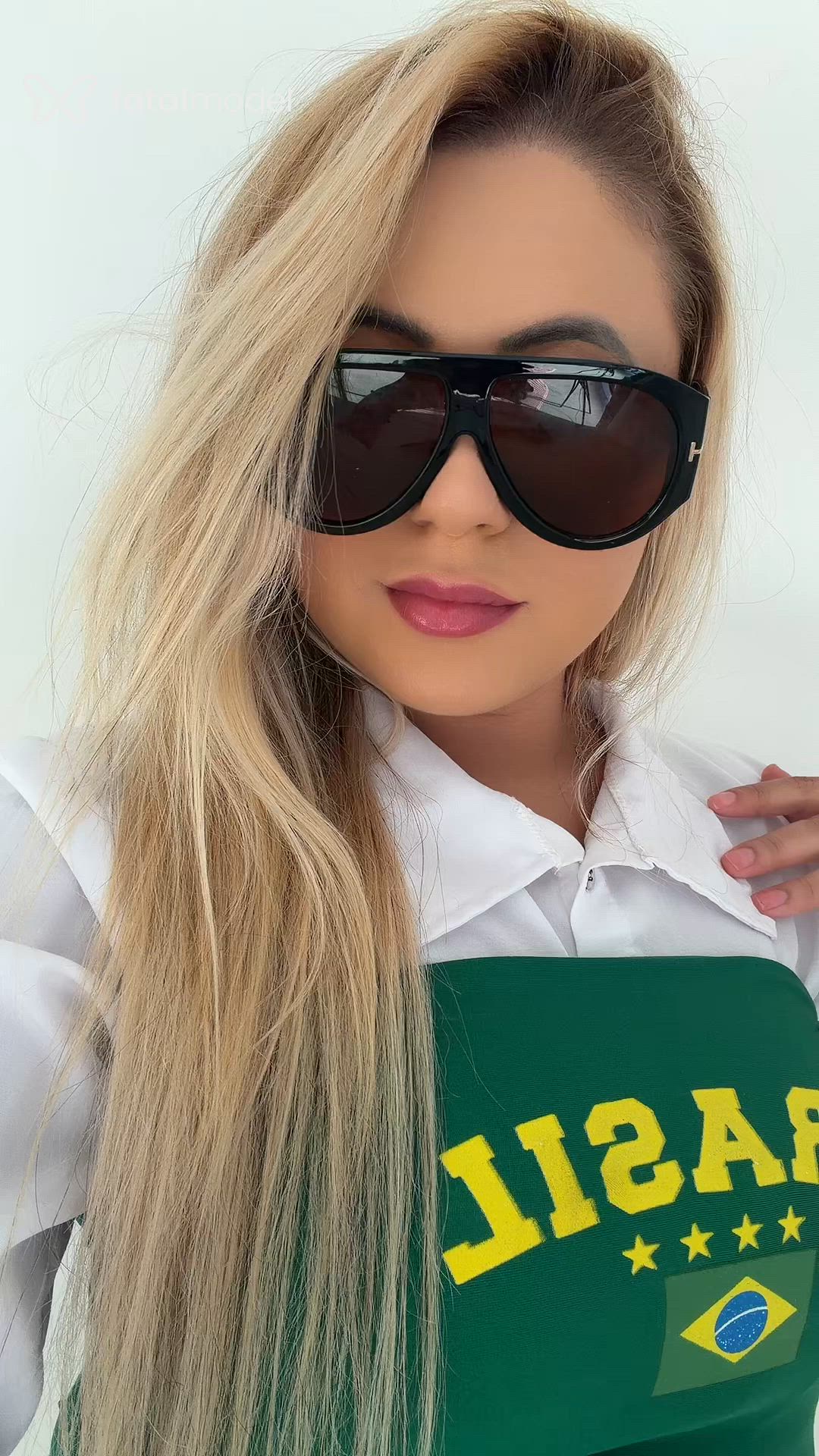 Acompanhante mulher loira (o) de olhos verdes em Teófilo Otoni Acompanhante mulher loira (o) de olhos verdes em Teófilo Otoni - Laura