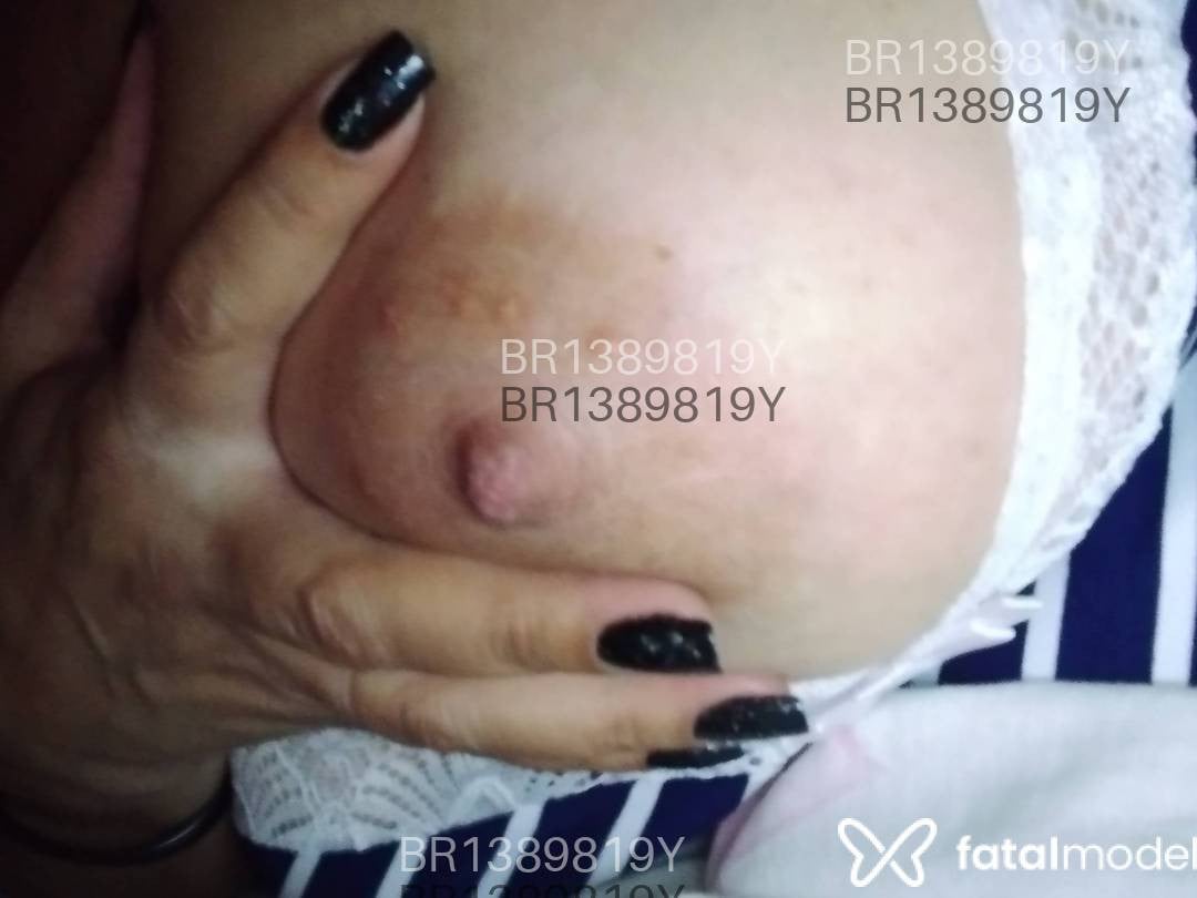 Acompanhante mulher morena (o) de olhos mel em São João Del Rei - Sharlot Domina