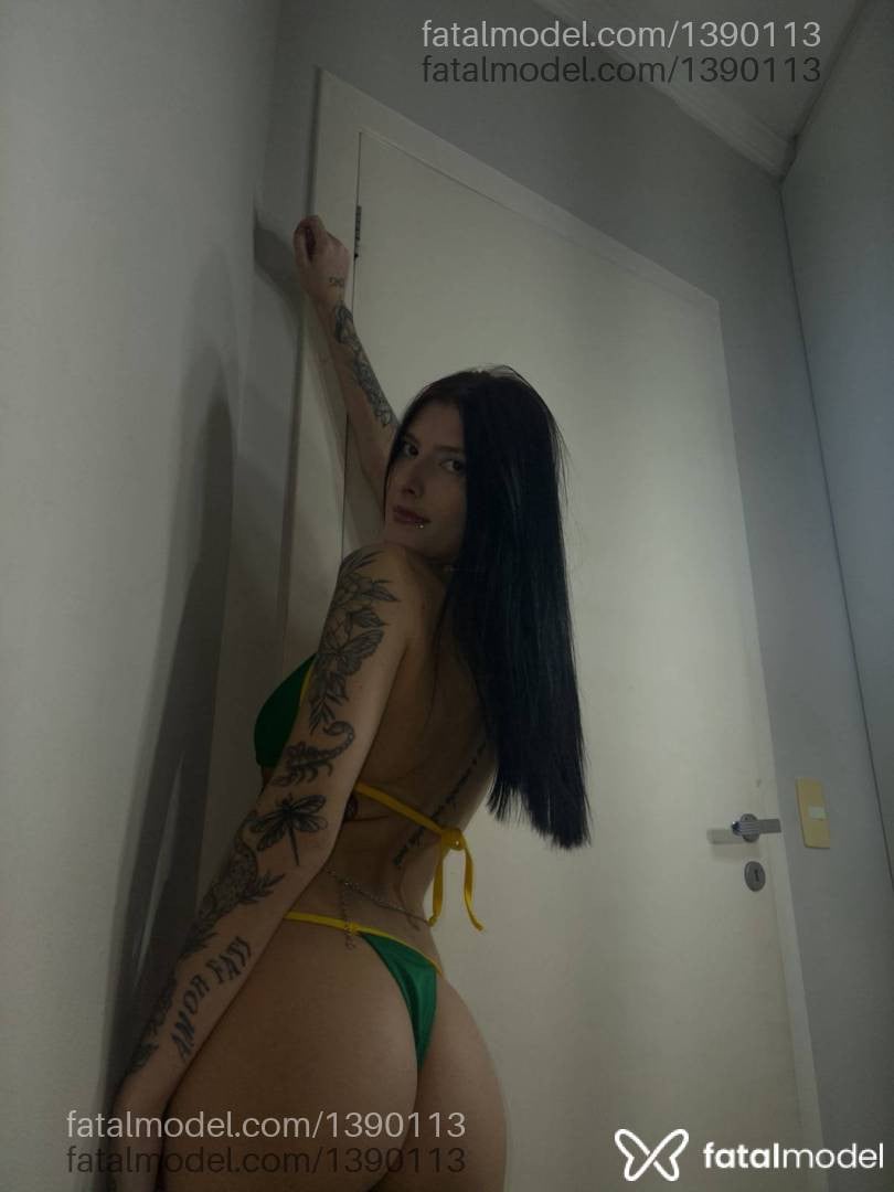 Acompanhante mulher morena (o) de olhos mel em Joinville - Mellissa Duarte
