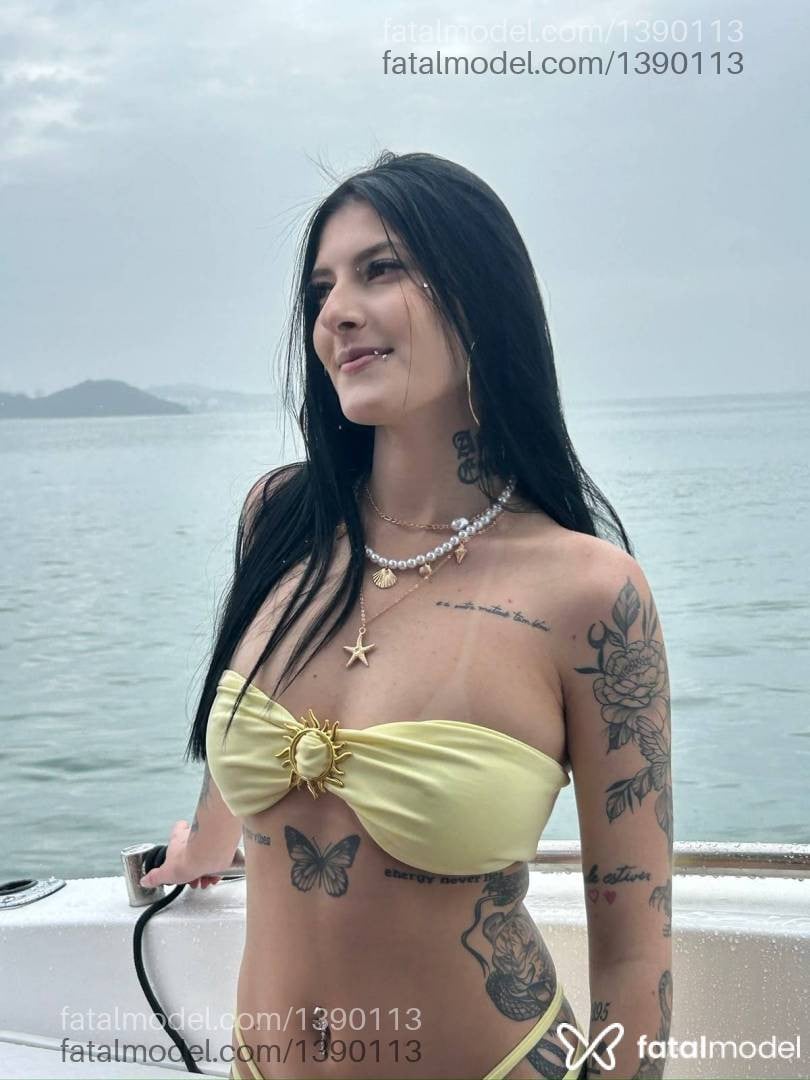 Acompanhante mulher morena (o) de olhos mel - Mellissa Duarte