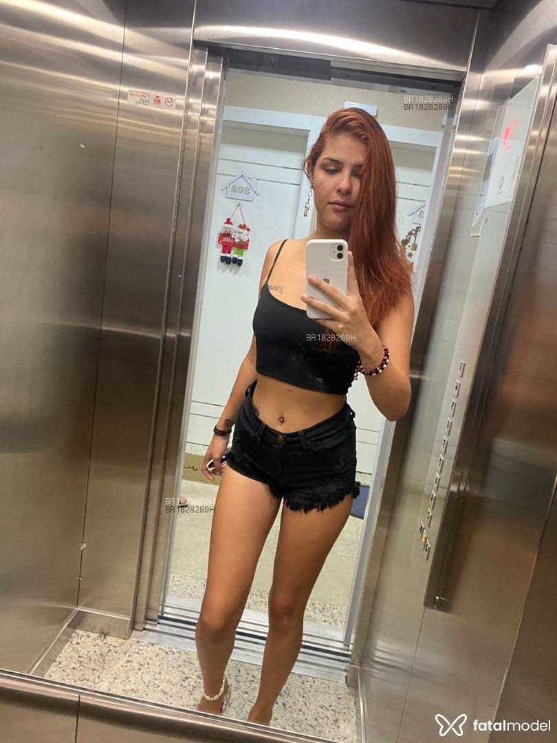 Acompanhante mulher ruiva (o) de olhos castanhos - Analice Acompanhante mulher ruiva (o) de olhos castanhos - Analice