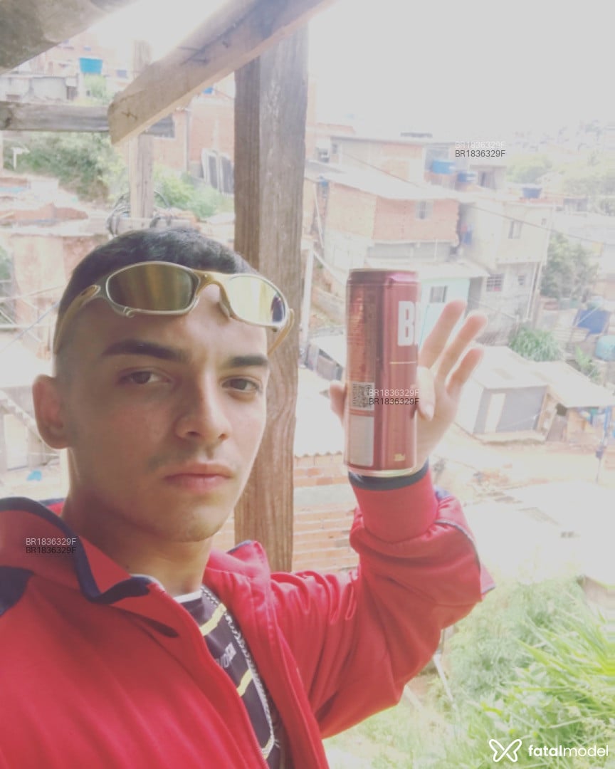 Acompanhante homem morena (o) de olhos castanhos em Osasco - Oliveira