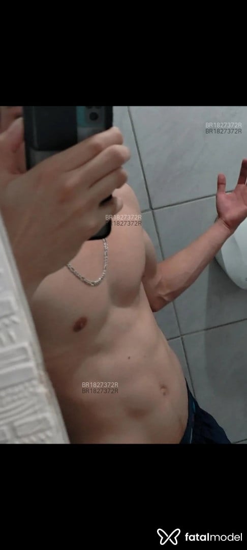 Acompanhante homem morena (o) de olhos castanhos em Brusque Acompanhante homem morena (o) de olhos castanhos em Brusque - Carlos