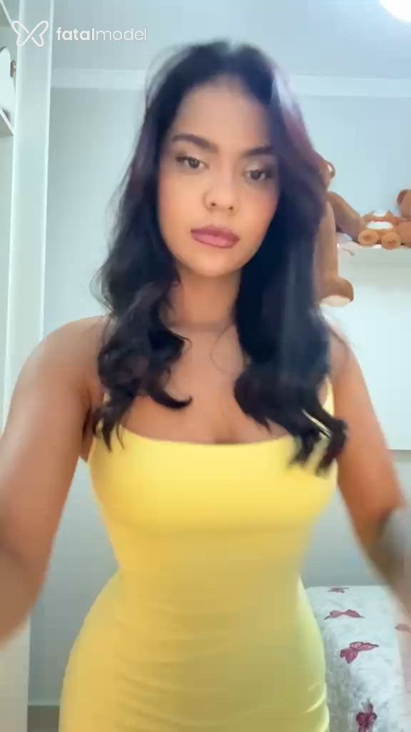 Acompanhante mulher morena (o) de olhos castanhos em Três Pontas - Lorena Sanches