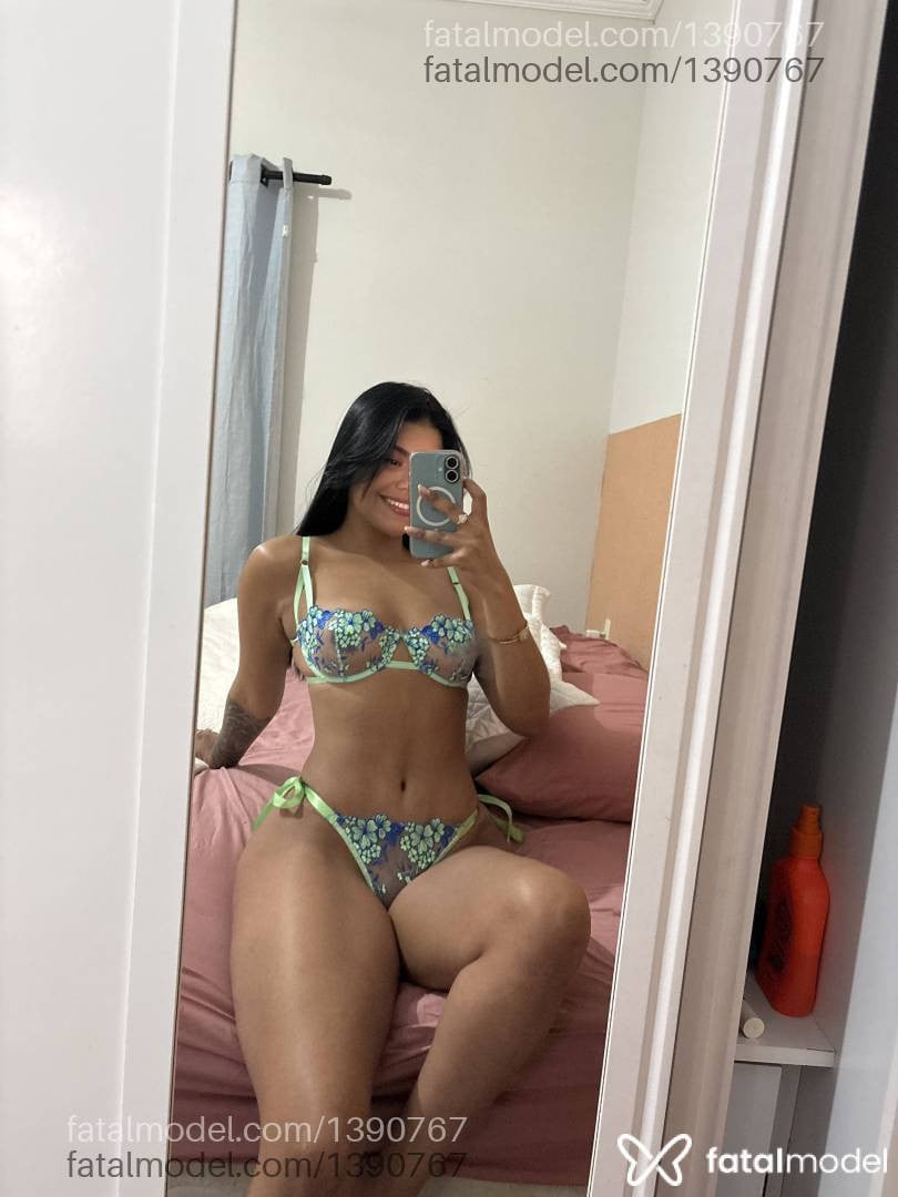 Acompanhante mulher morena (o) de olhos castanhos - Lorena Sanches