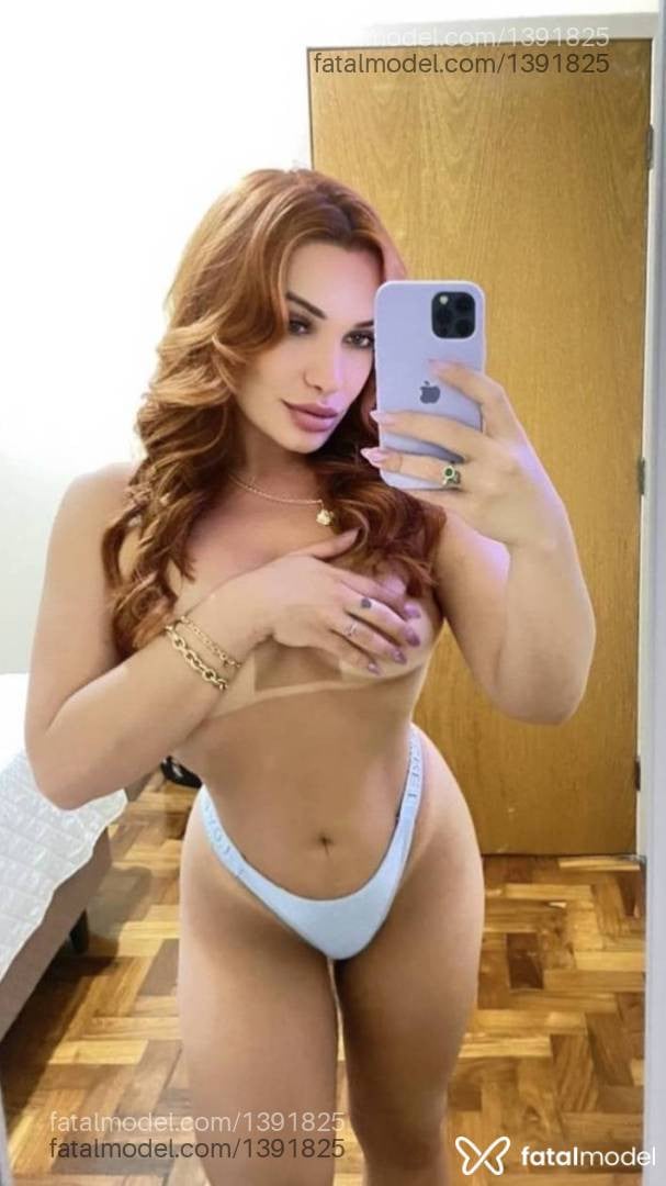 Acompanhante mulher ruiva (o) de olhos verdes em Criciúma - Valentina Santy
