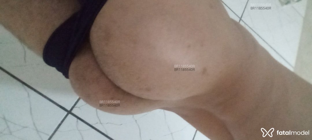 Acompanhante homem morena (o) de olhos castanhos - LUCAS Acompanhante homem morena (o) de olhos castanhos - LUCAS