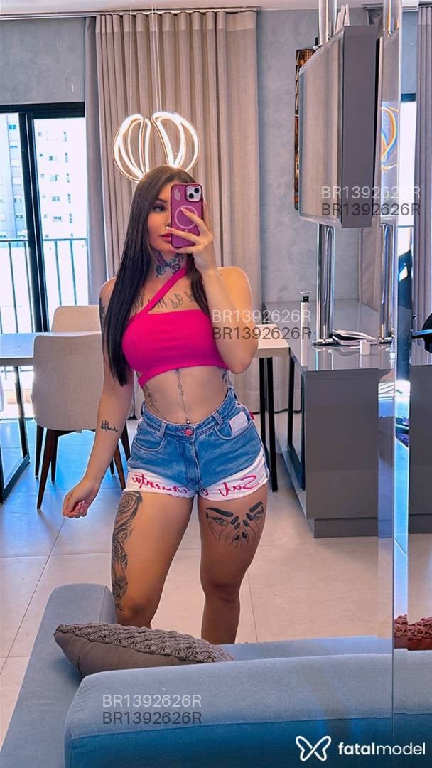Acompanhante mulher loira (o) de olhos azuis em São Paulo - Izabella prado