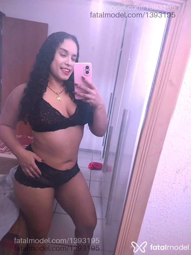 Acompanhante mulher morena (o) de olhos castanhos em Teresina Acompanhante mulher morena (o) de olhos castanhos em Teresina - Karlinha
