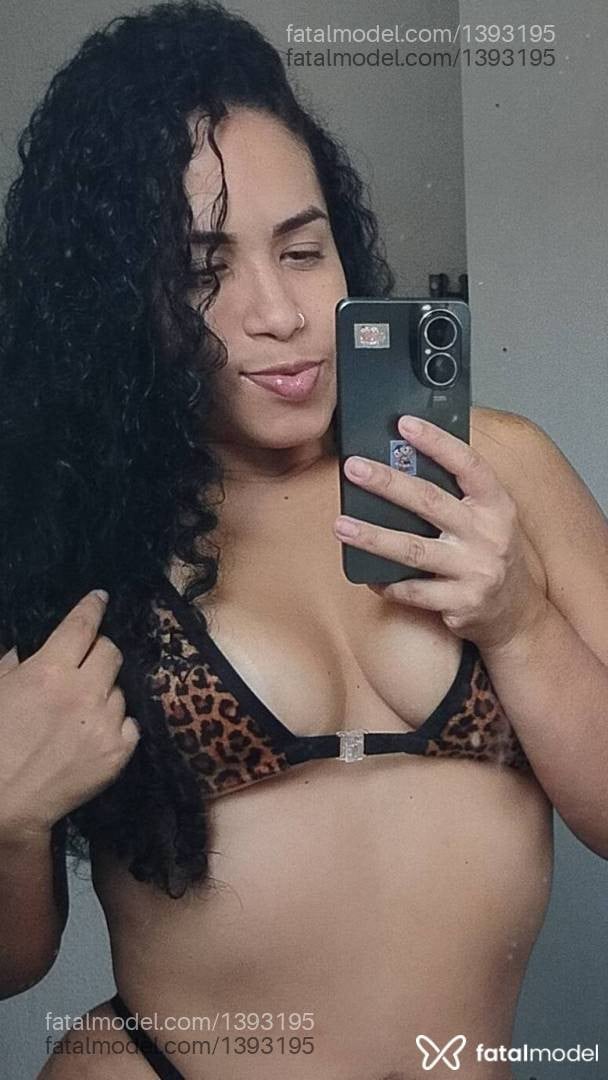 Acompanhante mulher morena (o) de olhos castanhos em Teresina Acompanhante mulher morena (o) de olhos castanhos em Teresina - Karlinha