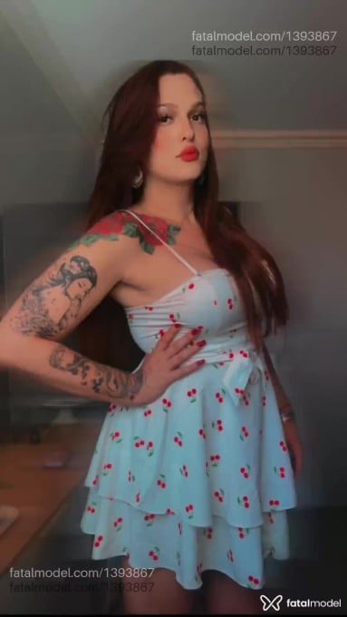Acompanhante mulher trans com cabelo castanho de olhos castanhos em Anápolis - Luana Rodrigues
