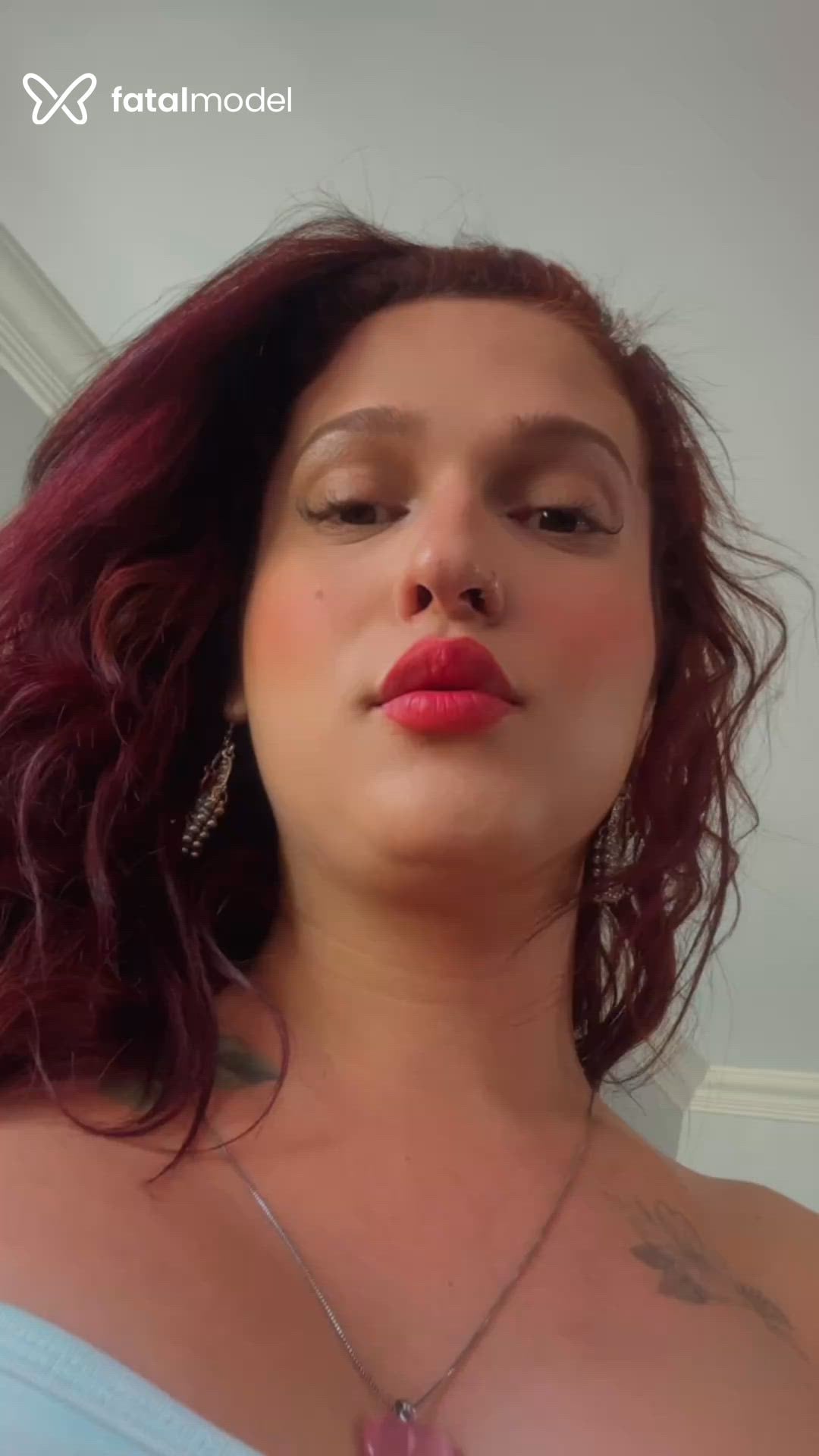 Acompanhante mulher trans com cabelo castanho de olhos castanhos em Anápolis Acompanhante mulher trans com cabelo castanho de olhos castanhos em Anápolis - Luana Rodrigues