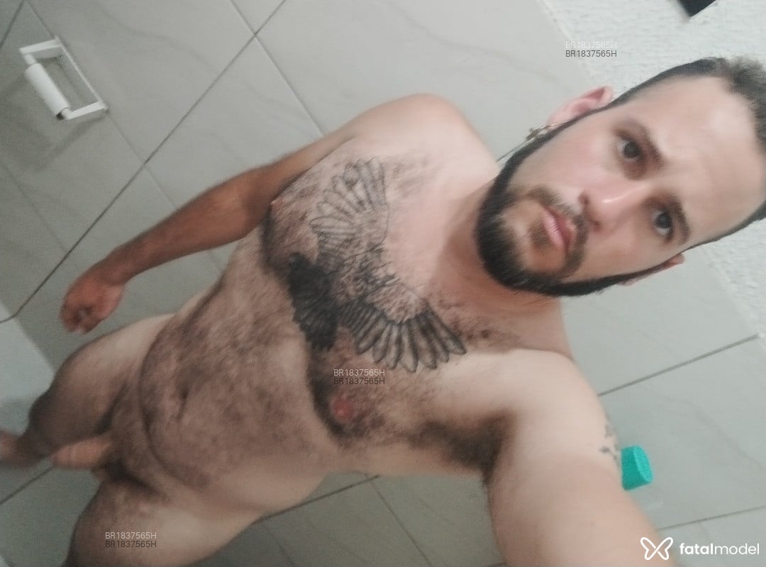 Acompanhante homem morena (o) de olhos pretos - Pauamigo
